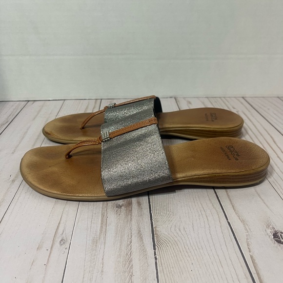 Andre Assous Sandals - Picture 2 of 6